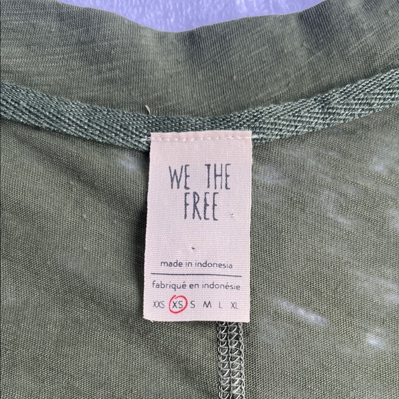 Free People We The Free V-Neck Clementine Tee - Picture 4 of 8